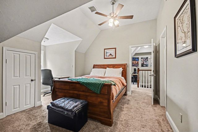 2500 Owen Street, Alvin, TX 77511