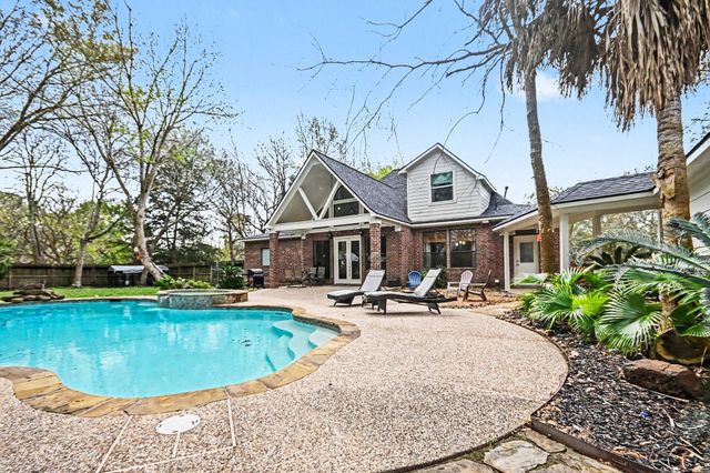 2500 Owen Street, Alvin, TX 77511