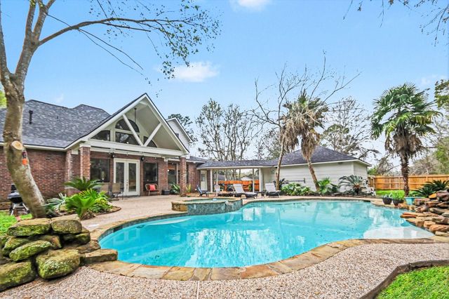 2500 Owen Street, Alvin, TX 77511