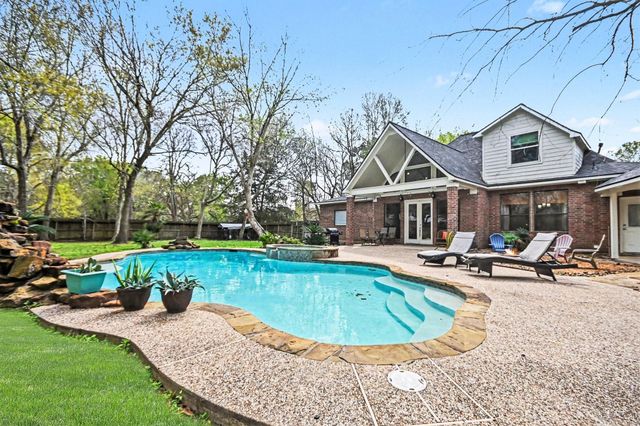 2500 Owen Street, Alvin, TX 77511