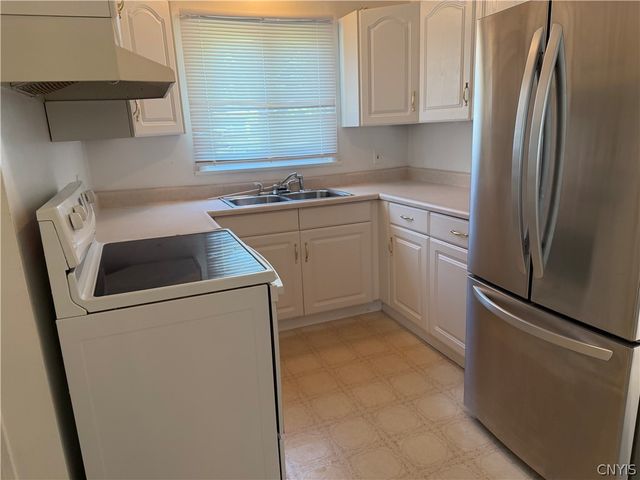 76 Ayer Street, Greece, NY 14615