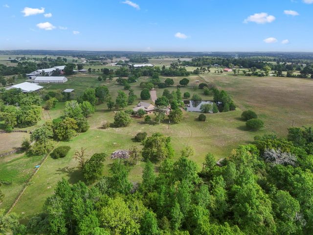 4016 Fm 811, Centerville, TX 75833