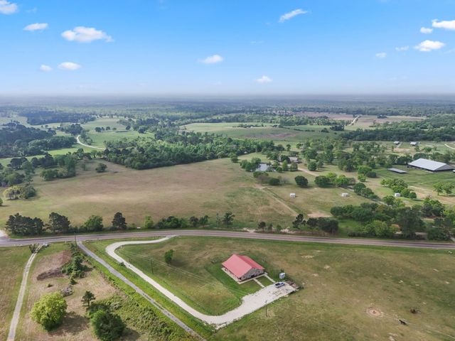 4016 Fm 811, Centerville, TX 75833