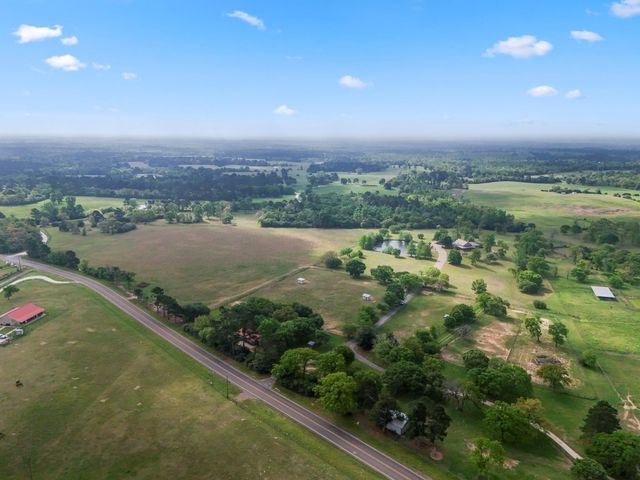 4016 Fm 811, Centerville, TX 75833