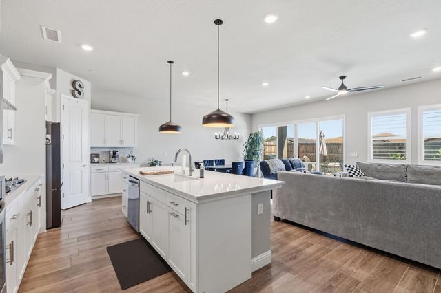 19719 Goldfield Lane, Friant, CA 93626