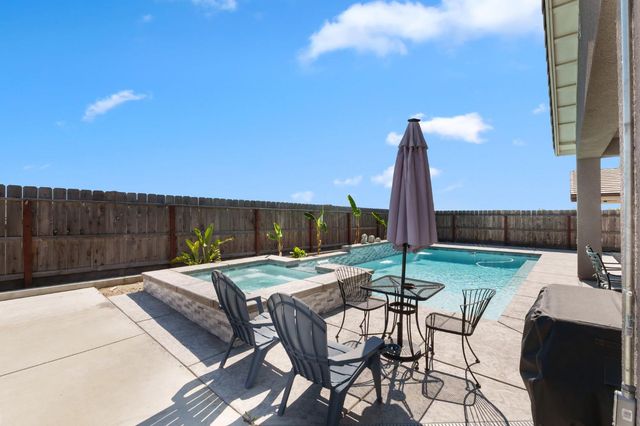 19719 Goldfield Lane, Friant, CA 93626