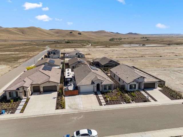 19719 Goldfield Lane, Friant, CA 93626