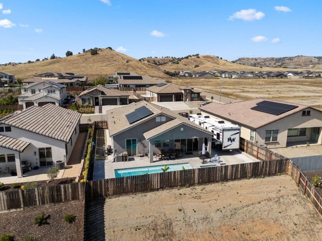 19719 Goldfield Lane, Friant, CA 93626