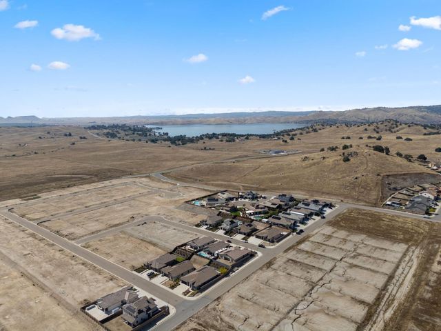 19719 Goldfield Lane, Friant, CA 93626