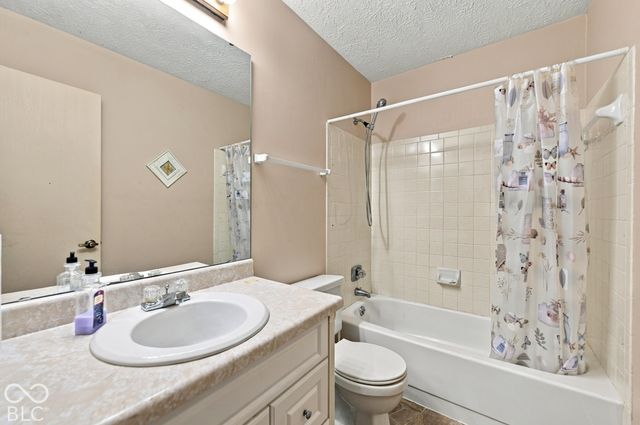 5747 Overcrest Drive, Indianapolis, IN 46237