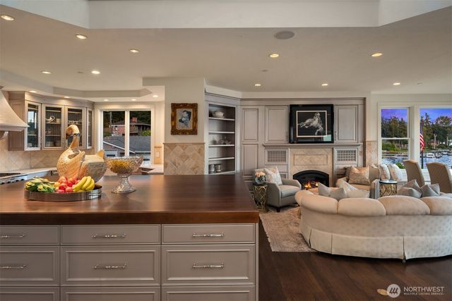 16 Enatai Drive, Bellevue, WA 98004