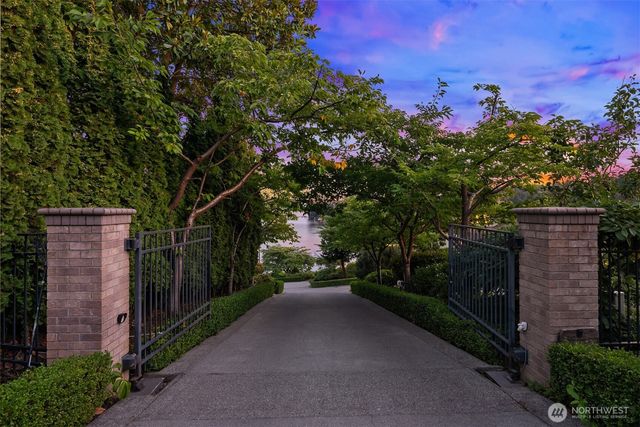 16 Enatai Drive, Bellevue, WA 98004