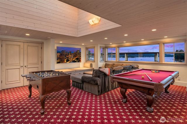 16 Enatai Drive, Bellevue, WA 98004