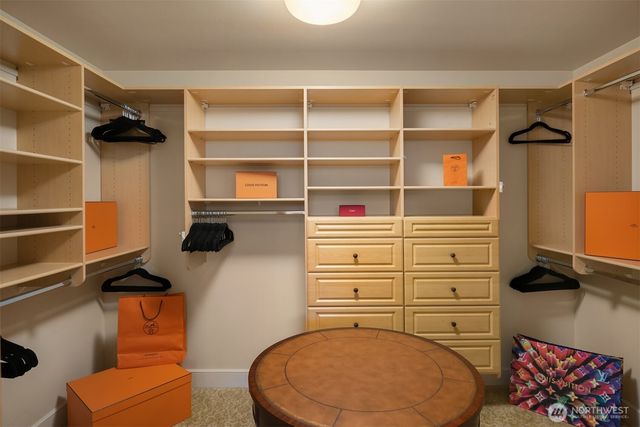 16 Enatai Drive, Bellevue, WA 98004