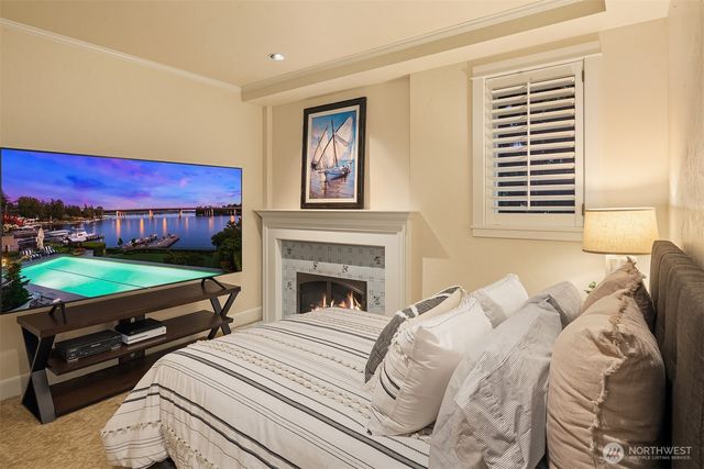 16 Enatai Drive, Bellevue, WA 98004