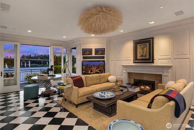 16 Enatai Drive, Bellevue, WA 98004