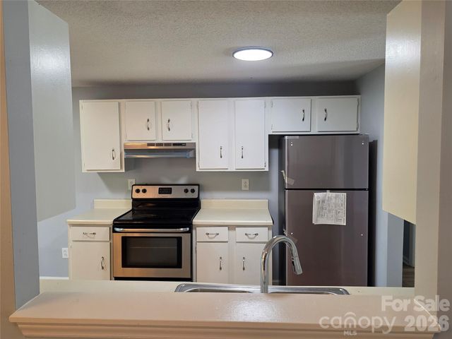 4827 Harri Ann Drive, Charlotte, NC 28227