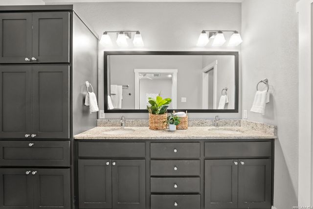 252 Claremont Ave Unit 102, San Antonio, TX 78209