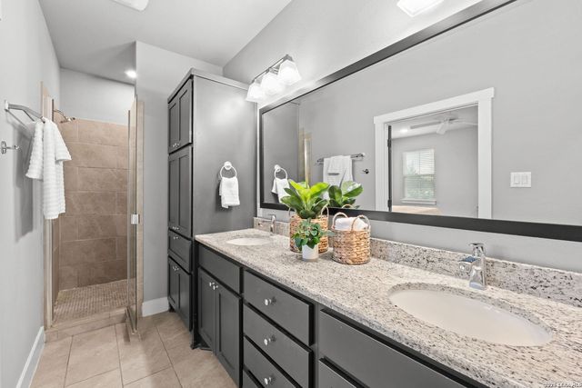 252 Claremont Ave Unit 102, San Antonio, TX 78209