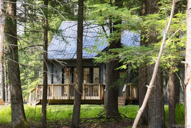305 Reyer Road, Narrowsburg, NY 12764