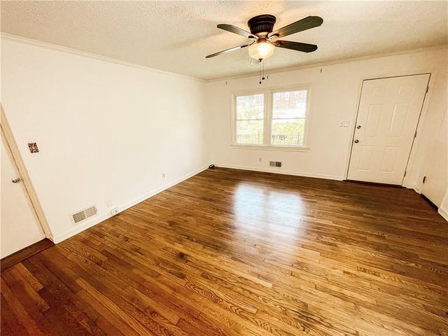 116 Indian Trail, Marietta, GA 30068