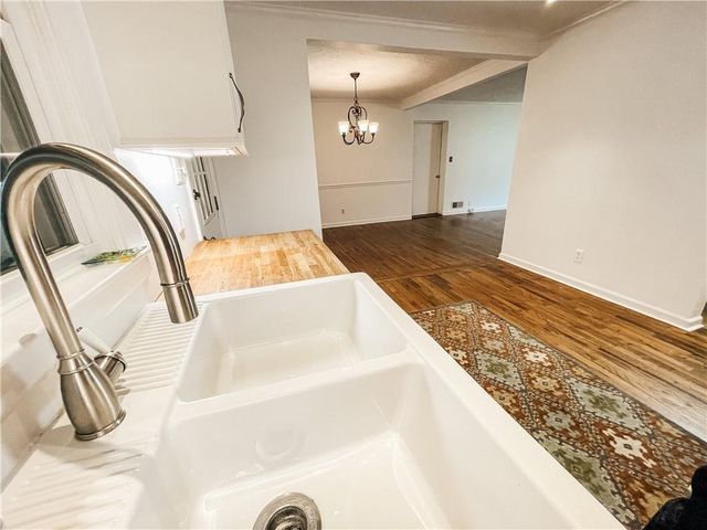 116 Indian Trail, Marietta, GA 30068