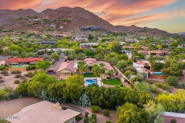 4807 E CRYSTAL Lane, Paradise Valley, AZ 85253