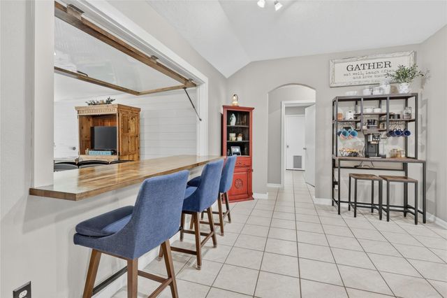 20003 Country Lake Drive N, Magnolia, TX 77355