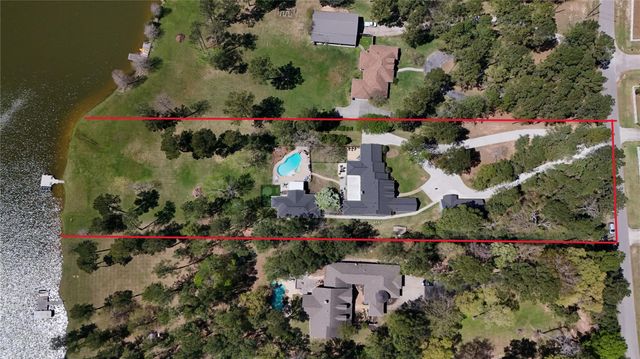 20003 Country Lake Drive N, Magnolia, TX 77355