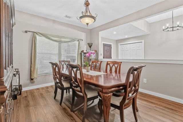 20003 Country Lake Drive N, Magnolia, TX 77355