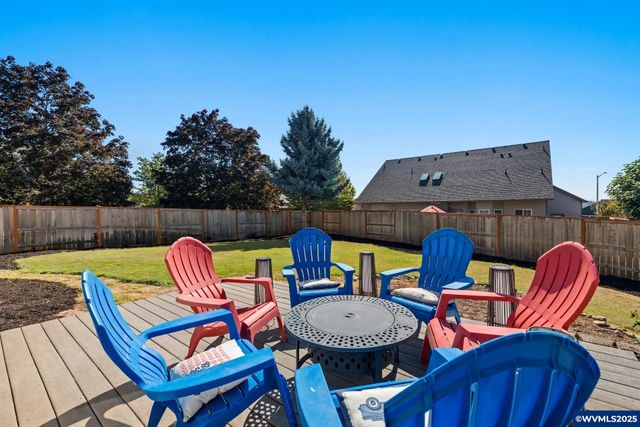 748 Roosevelt St NW, Salem, OR 97034
