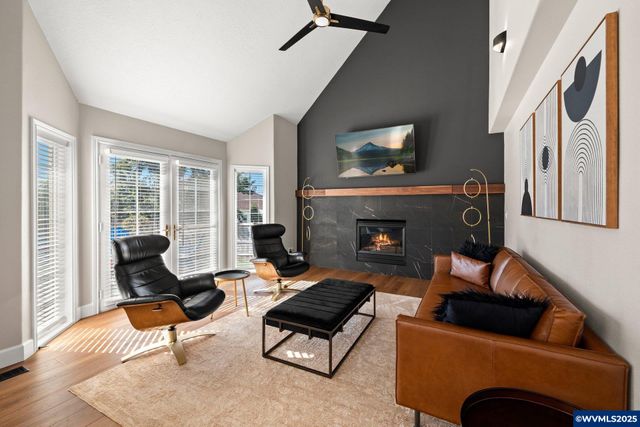 748 Roosevelt St NW, Salem, OR 97034
