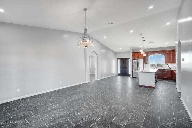 35532 W CHIPMAN Road, Tonopah, AZ 85354