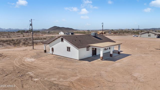 35532 W CHIPMAN Road, Tonopah, AZ 85354