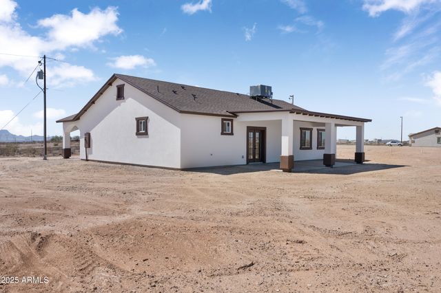 35532 W CHIPMAN Road, Tonopah, AZ 85354
