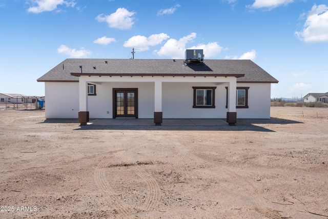 35532 W CHIPMAN Road, Tonopah, AZ 85354