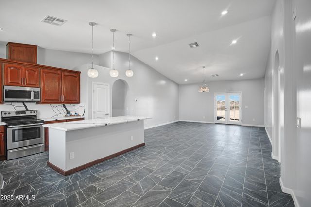 35532 W CHIPMAN Road, Tonopah, AZ 85354