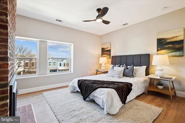 329 15TH ST NE, Washington, DC 20002