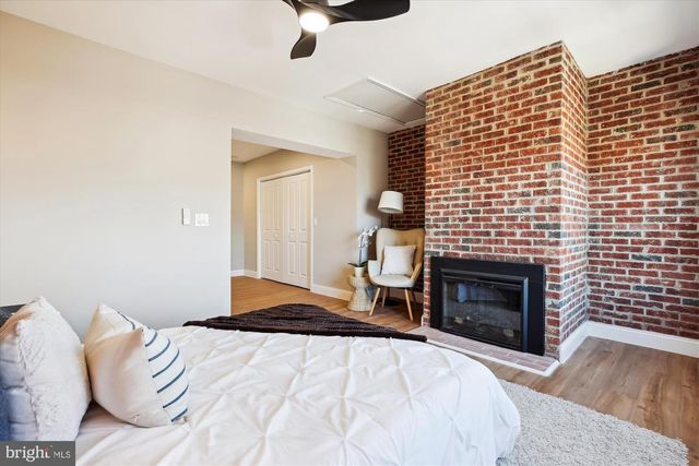 329 15TH ST NE, Washington, DC 20002