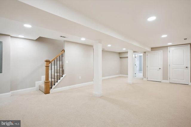 329 15TH ST NE, Washington, DC 20002