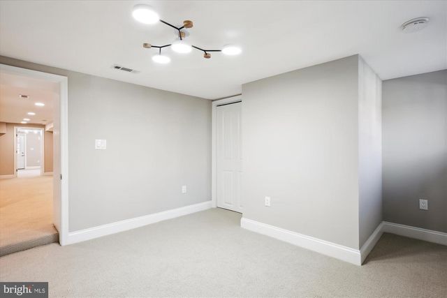 329 15TH ST NE, Washington, DC 20002