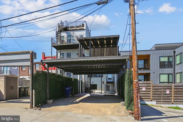 329 15TH ST NE, Washington, DC 20002