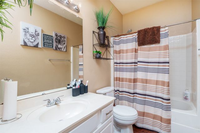 192 Hirth Drive, Crowley, TX 76036