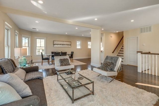 107 Warren St 107, Medford, MA 02155