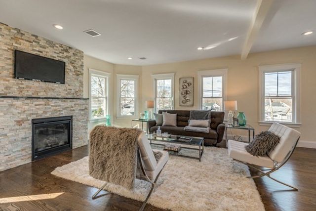 107 Warren St 107, Medford, MA 02155