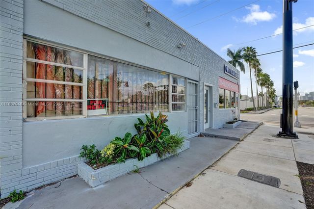 1100 NE 4th Ave 1-2, Fort Lauderdale, FL 33304