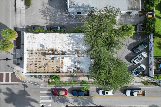 1100 NE 4th Ave 1-2, Fort Lauderdale, FL 33304