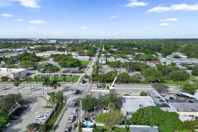 1100 NE 4th Ave 1-2, Fort Lauderdale, FL 33304