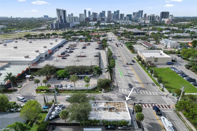 1100 NE 4th Ave 1-2, Fort Lauderdale, FL 33304