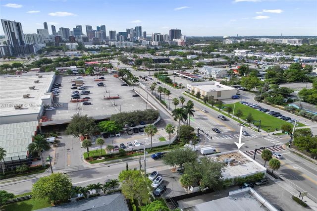 1100 NE 4th Ave 1-2, Fort Lauderdale, FL 33304